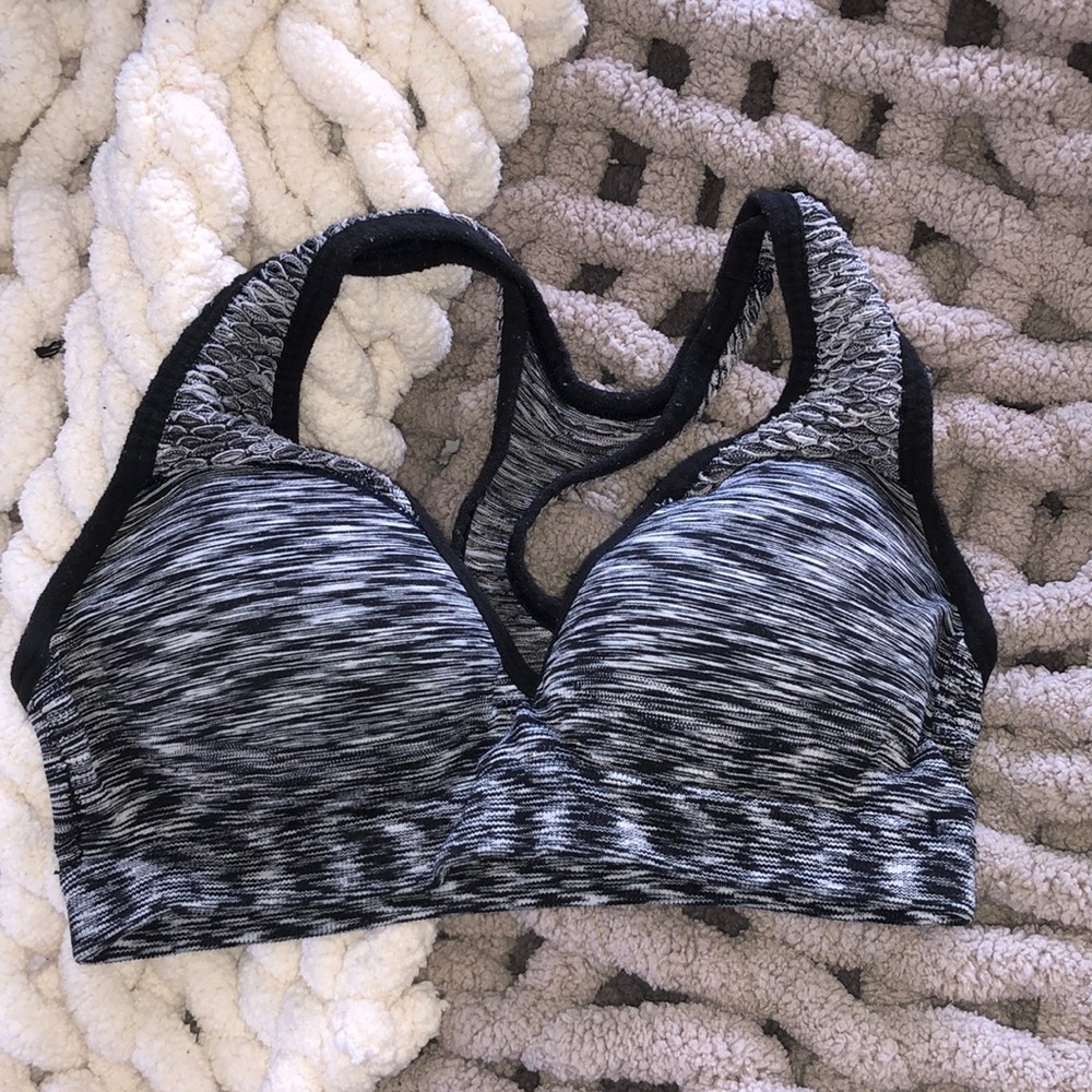 💗 PINK Victoria’s Secrets sports bra 💗